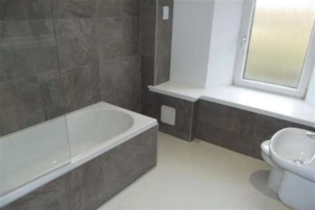  Image of 3 bedroom Flat to rent in Grahamshill Street Airdrie ML6 at Airdrie, ML6 7EN