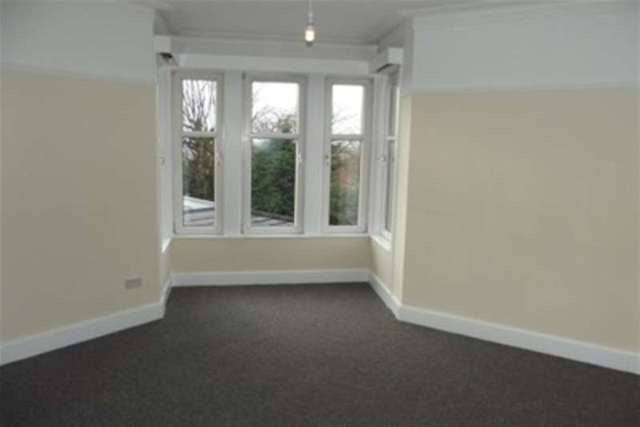  Image of 3 bedroom Flat to rent in Grahamshill Street Airdrie ML6 at Airdrie, ML6 7EN