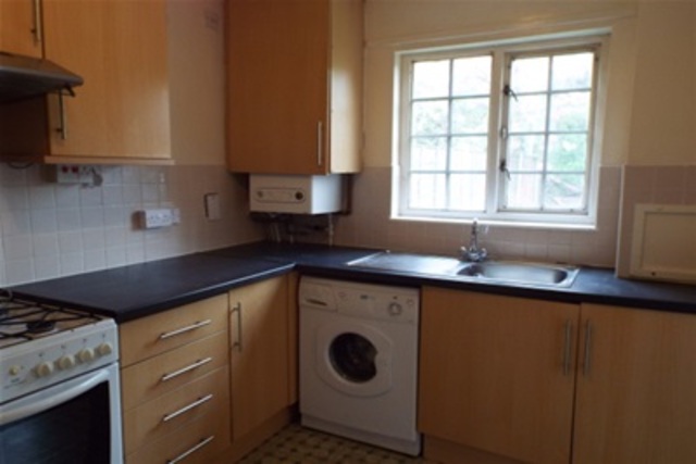  Image of 2 bedroom Terraced house to rent in Gregory Close Old Hall Warrington WA5 at Warrington, WA5 8PR