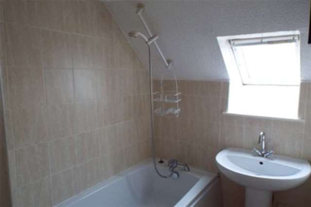  Image of 2 bedroom Terraced house to rent in Gregory Close Old Hall Warrington WA5 at Warrington, WA5 8PR