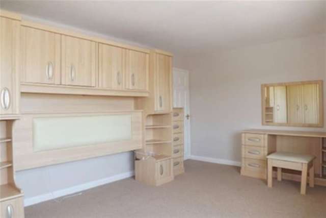  Image of 3 bedroom Semi-Detached house to rent in Gresham Close Tamerton Foliot Plymouth PL5 at Plymouth, PL5 4QD