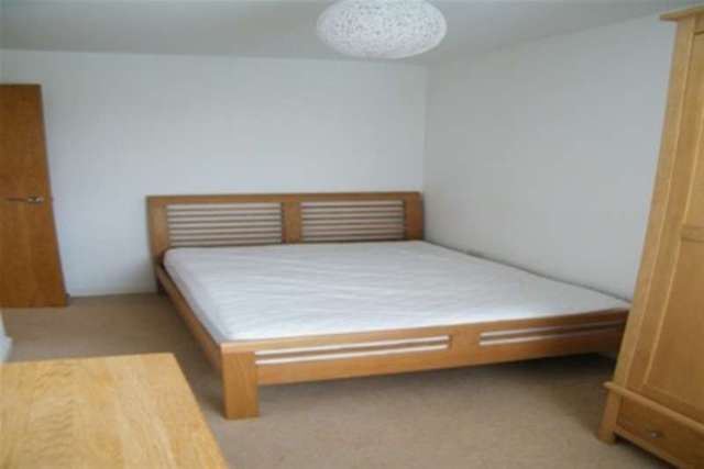  Image of 2 bedroom Flat to rent in Heol Glan Rheidol Cardiff CF10 at Cardiff, CF10 5NY