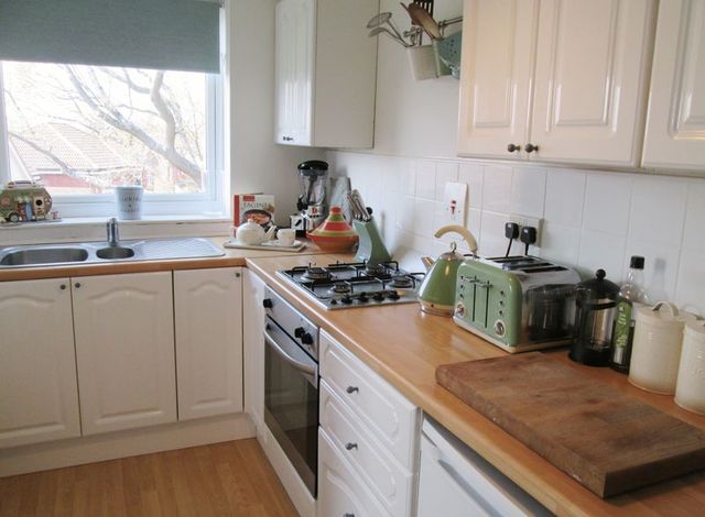  Image of 1 bedroom Flat for sale in Haseley Close Redditch B98 at Haseley Close Matchborough East Redditch, B98 0AH