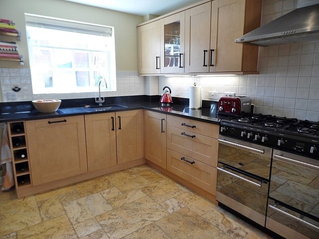  Image of 6 bedroom Detached house for sale in Hatchmore Road Denmead Waterlooville PO7 at Hatchmore Road Denmead Waterlooville, PO7 6TE