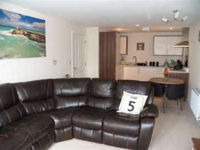  Image of 1 bedroom Flat for sale in Heol Cae Tynewydd Loughor Swansea SA4 at Heol Cae Tynewydd Loughor Loughor, SA4 6PW