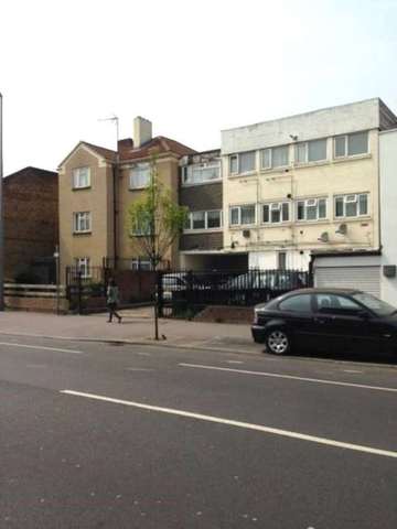  Image of 1 bedroom Flat to rent in High Road Leytonstone London E11 at High Road Leytonstone Leytonstone London, E11 4PA