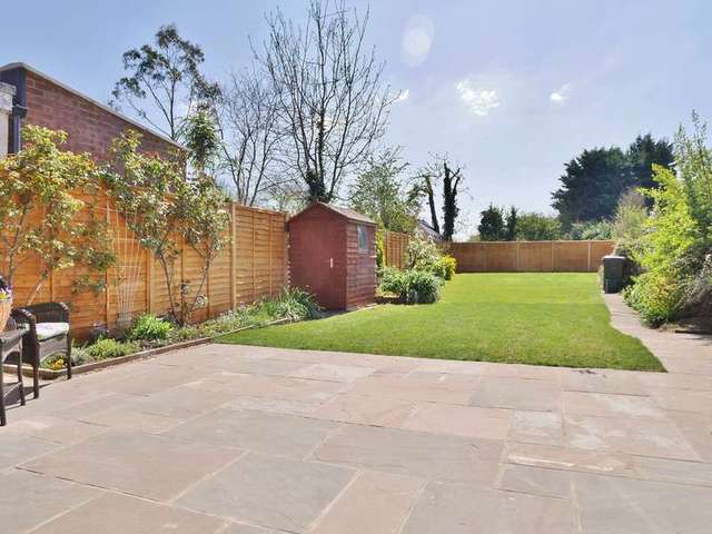  Image of 3 bedroom Semi-Detached house for sale in High Street Drayton Abingdon OX14 at Drayton  Abingdon, OX14 4JL