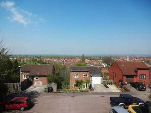  Image of 4 bedroom Detached house for sale in Hill Head Close Glastonbury BA6 at Hill Head Close  Glastonbury, BA6 8AL