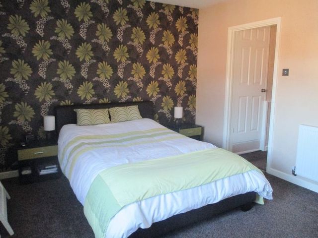  Image of 4 bedroom Terraced house for sale in Hill View Yeovil BA21 at Hill View  Yeovil, BA21 4HW