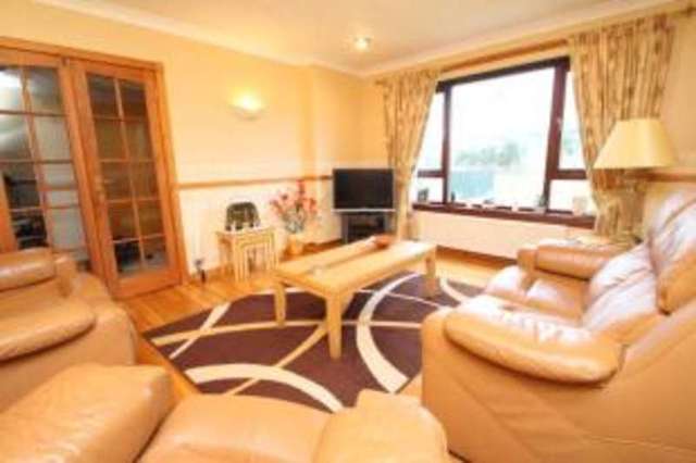  Image of 3 bedroom Bungalow for sale in Hillside Patna Ayr KA6 at Patna  Patna, KA6 7JS