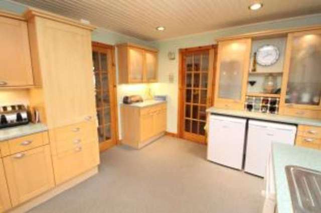  Image of 3 bedroom Bungalow for sale in Hillside Patna Ayr KA6 at Patna  Patna, KA6 7JS