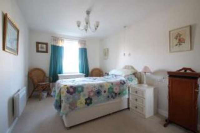  Image of 2 bedroom Retirement Property for sale in Fenwick Road Giffnock Glasgow G46 at 96 Fenwick Road Giffnock Giffnock, G46 6AA