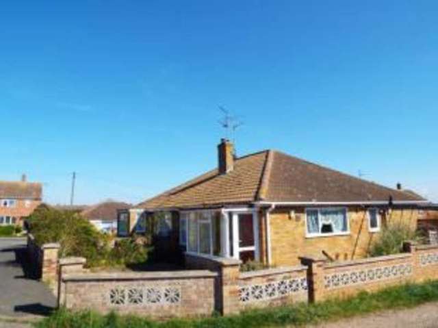  Image of 2 bedroom Bungalow for sale in Chatsworth Road Hunstanton PE36 at Hunstanton Norfolk Hunstanton, PE36 5DJ