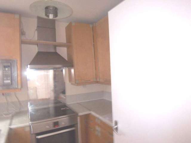  Image of 1 bedroom Apartment to rent in Grinstead Road London SE8 at Inwen Court, Grinstead Road Deptford London, SE8 5BJ