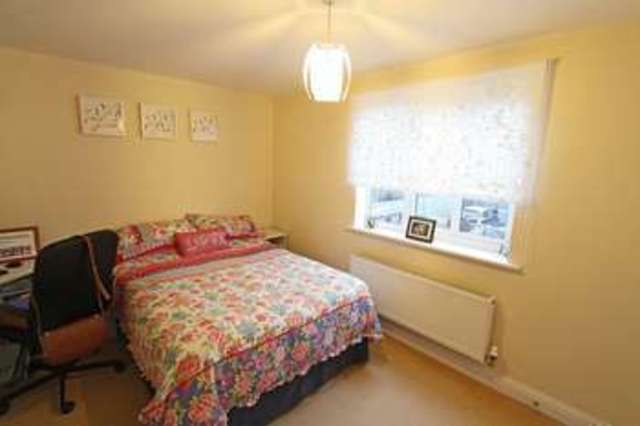  Image of 3 bedroom Terraced house to rent in Kestrel Drive Bourne PE10 at Kestrel Drive  Bourne, PE10 0BX