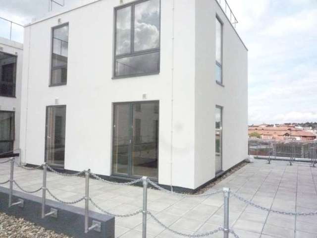  Image of 1 bedroom Apartment to rent in Foundry Lane Ipswich IP4 at College Street  Ipswich, IP4 1DJ