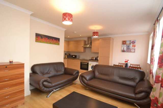  Image of 2 bedroom Flat to rent in King Street London W6 at King Street  London, W6 9JG