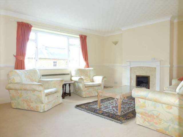  Image of 2 bedroom Flat for sale in Kingsfield Road Watford WD19 at Kingsfield Court Kingsfield Road Watford, WD19 4PR