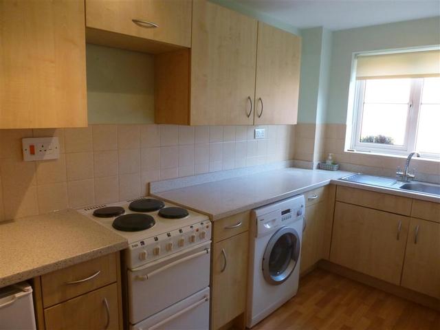  Image of 1 bedroom Detached house to rent in Knatchbull Close Romsey SO51 at Knatchbull Close  ROMSEY, SO51 8WJ