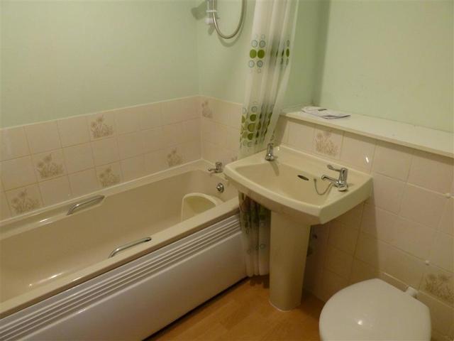  Image of 1 bedroom Detached house to rent in Knatchbull Close Romsey SO51 at Knatchbull Close  ROMSEY, SO51 8WJ