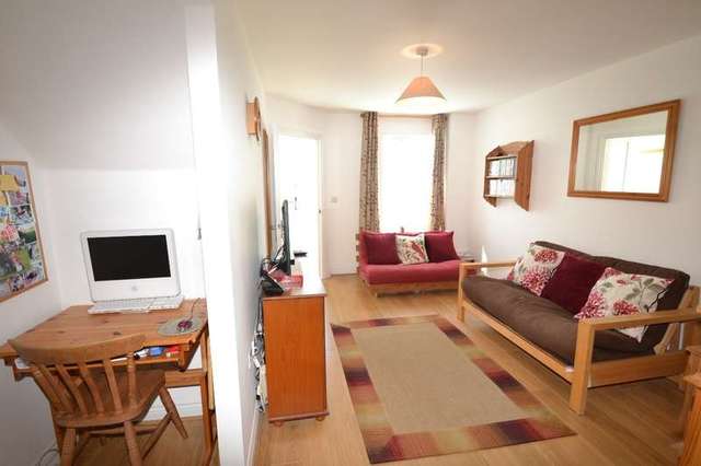  Image of 3 bedroom Terraced house for sale in Ambassador Walk Eastleigh SO50 at Eastleigh, SO50 5TN