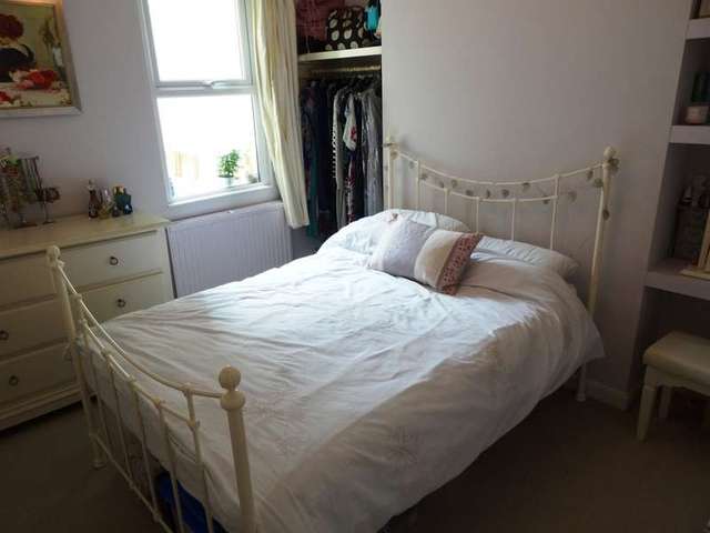  Image of 1 bedroom Ground Flat for sale in Lansdown View Twerton Bath BA2 at Twerton Bath Corston, BA2 1BQ