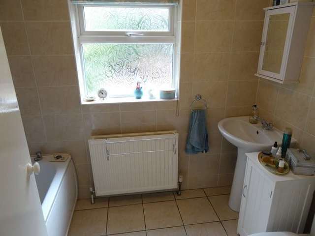  Image of 1 bedroom Ground Flat for sale in Lansdown View Twerton Bath BA2 at Twerton Bath Corston, BA2 1BQ