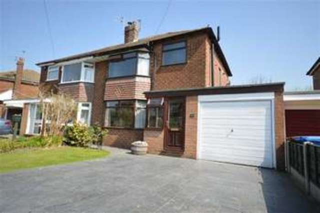  Image of 3 bedroom Property for sale in Leafield Drive Cheadle Hulme Cheadle SK8 at Leafield Drive Cheadle Cheadle, SK8 6NT