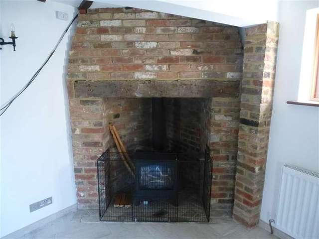  Image of 4 bedroom Detached house for sale in Lees Road Yalding Maidstone ME18 at Yalding Kent Maidstone, ME18 6HB