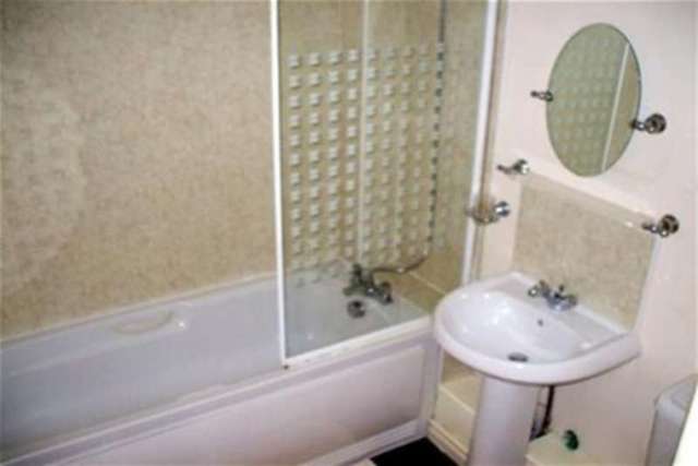  Image of 2 bedroom Flat to rent in Brunton Lane North Gosforth Newcastle upon Tyne NE3 at Newcastle upon Tyne, NE3 5ED