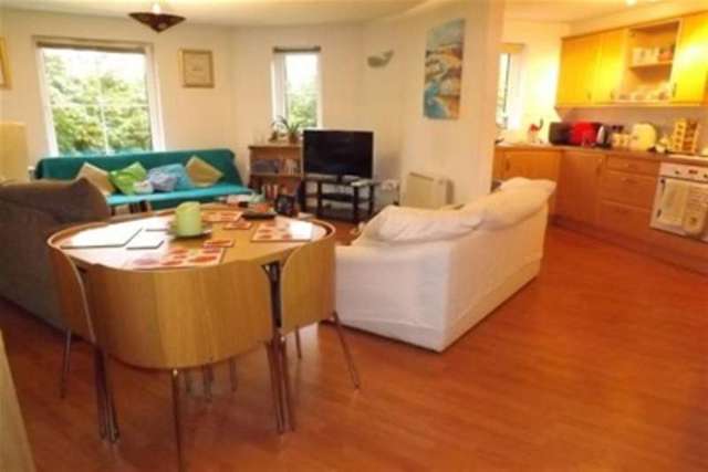  Image of 1 bedroom Flat to rent in Lever Court Lever Close Blackburn BB2 at Blackburn, BB2 7FH