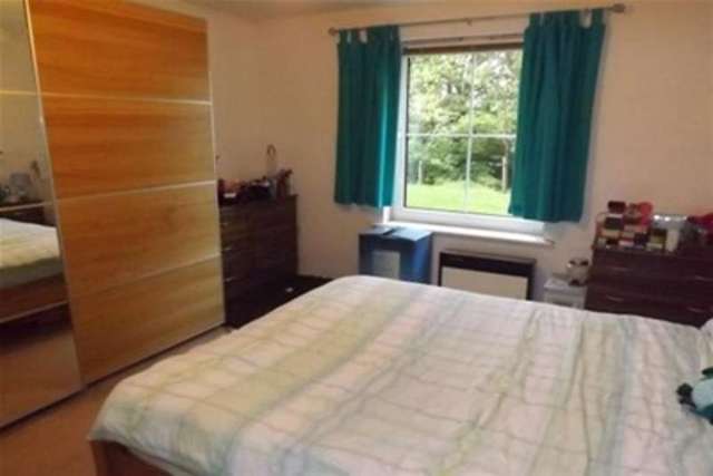  Image of 1 bedroom Flat to rent in Lever Court Lever Close Blackburn BB2 at Blackburn, BB2 7FH