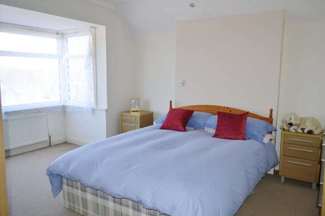  Image of 5 bedroom Detached house for sale in Limpsfield Road Warlingham CR6 at Warlingham Warlingham, CR6 9DS
