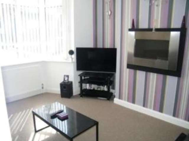  Image of 3 bedroom Semi-Detached house for sale in Lindsworth Road Kings Norton Birmingham B30 at Birmingham West Midlands Cotteridge, B30 3RR