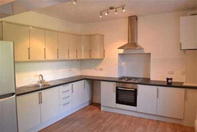  Image of 5 bedroom Detached house to rent in Castle Street Liskeard PL14 at Liskeard, PL14 3AU