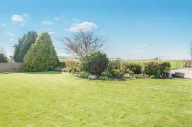 Image of 3 bedroom Bungalow for sale in Listoft Hogsthorpe Skegness PE24 at Hogsthorpe Skegness Hogsthorpe, PE24 5PF