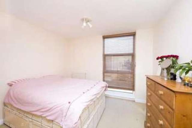  Image of 3 bedroom Detached house to rent in Lower Merton Rise London NW3 at Swiss Cottage London Camden, NW3 3RA