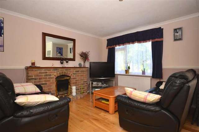  Image of 5 bedroom Detached house for sale in Lyn Road Worthing BN13 at Worthing West Sussex Worthing, BN13 3HR