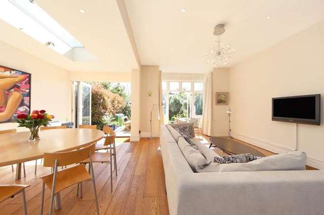  Image of 5 bedroom Detached house for sale in Madrid Road London SW13 at Madrid Road  Barnes, SW13 9PG