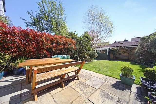  Image of 5 bedroom Detached house for sale in Madrid Road London SW13 at Madrid Road  Barnes, SW13 9PG