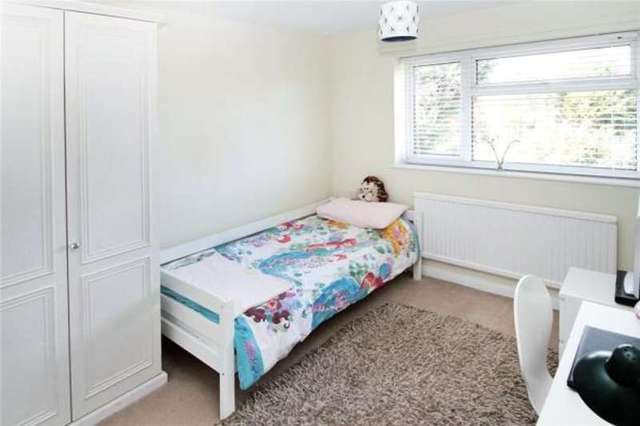  Image of 4 bedroom Detached house for sale in Mallon Dene Rustington Littlehampton BN16 at Rustington Rustington, BN16 2JP