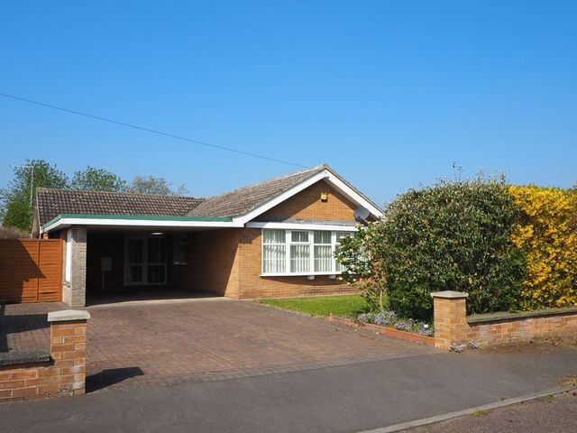  Image of 3 bedroom Detached house for sale in Manor Road Collingham Newark NG23 at Manor Road Collingham Newark, NG23 7PL