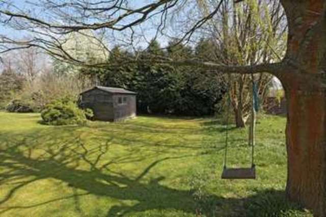  Image of 4 bedroom Property for sale in Maresfield Uckfield TN22 at Maresfield Uckfield, TN22 3DP