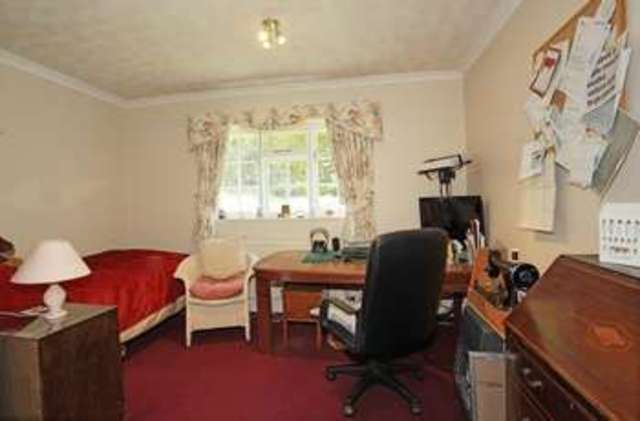  Image of 4 bedroom Property for sale in Maresfield Uckfield TN22 at Maresfield Uckfield, TN22 3DP