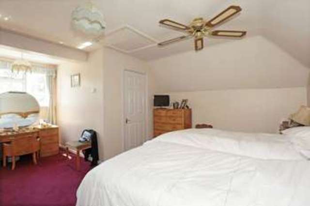  Image of 4 bedroom Property for sale in Maresfield Uckfield TN22 at Maresfield Uckfield, TN22 3DP