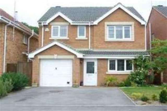  Image of 4 bedroom Detached house to rent in Marine Drive Chesterfield S41 at Chesterfield, S41 0FG