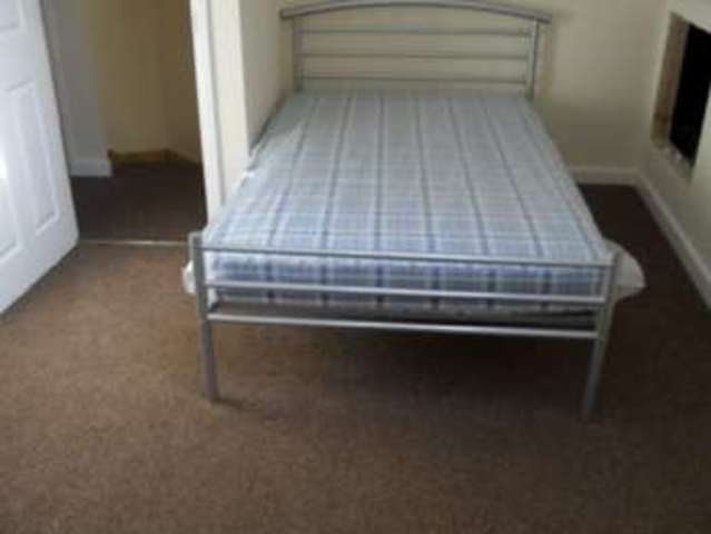  Image of 6 bedroom House Share to rent in Marlborough Road Beeston Nottingham NG9 at Beeston Bristol Beeston, NG9 2HG
