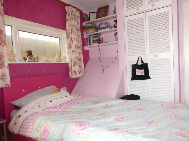  Image of 4 bedroom End of Terrace for sale in May Road Lowestoft NR32 at May Road  Lowestoft, NR32 2DJ