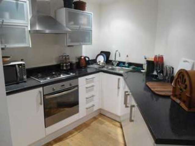  Image of 1 bedroom Flat to rent in Adelaide Road Chichester PO19 at Adelaide Road  Chichester, PO19 7AX