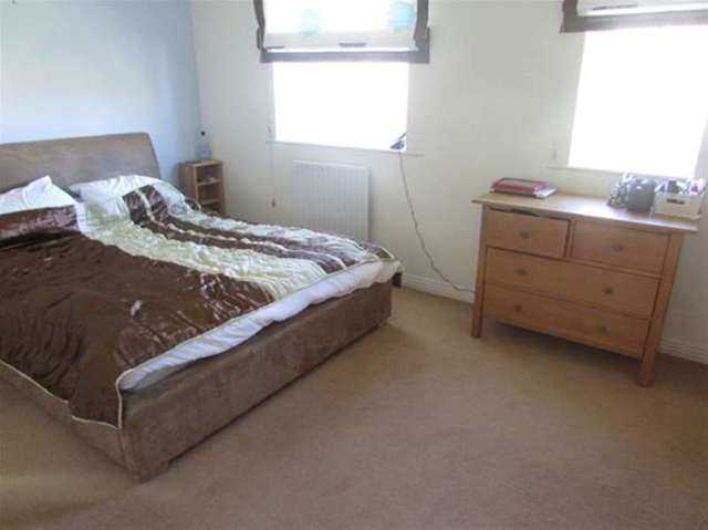  Image of 4 bedroom Detached house for sale in Mellanby Close Street BA16 at Street, BA16 0NX